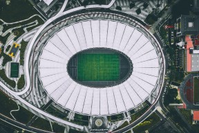 2026世界杯-全明星赛救火灰熊，曼联里程碑之夜，梅西50分钟征服澳洲——国际体坛周末风云录